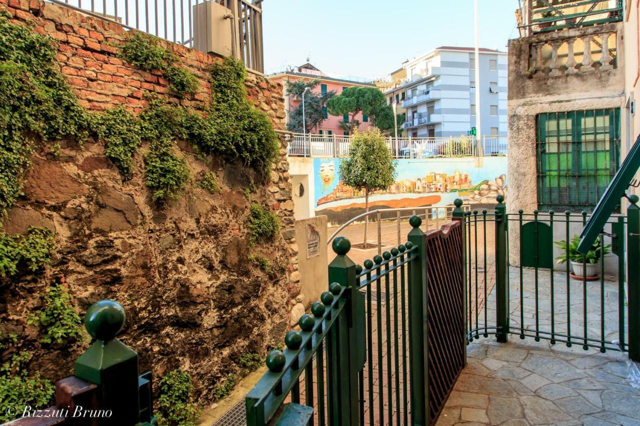 Appartamento A 90 Metri Dal Mare Varazze Exterior foto